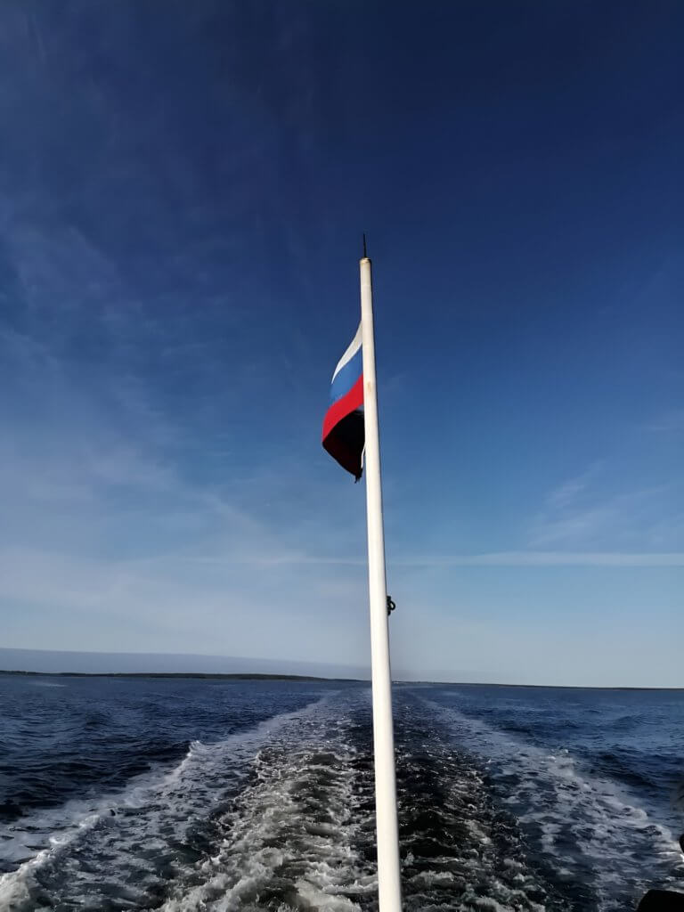 Дорога на катере Соловецкие острова Архипелаг в Белом море