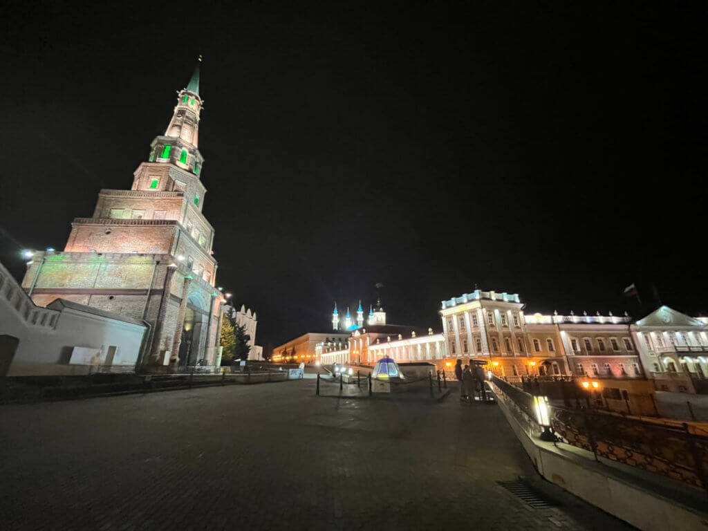 Башня Сююмбике в Казани, ночью