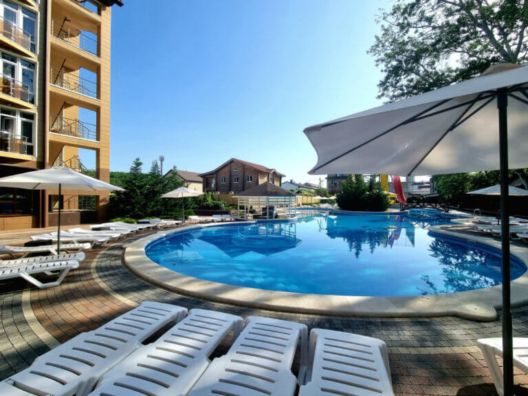 Heliopark Aqua Resort 3 бассейн